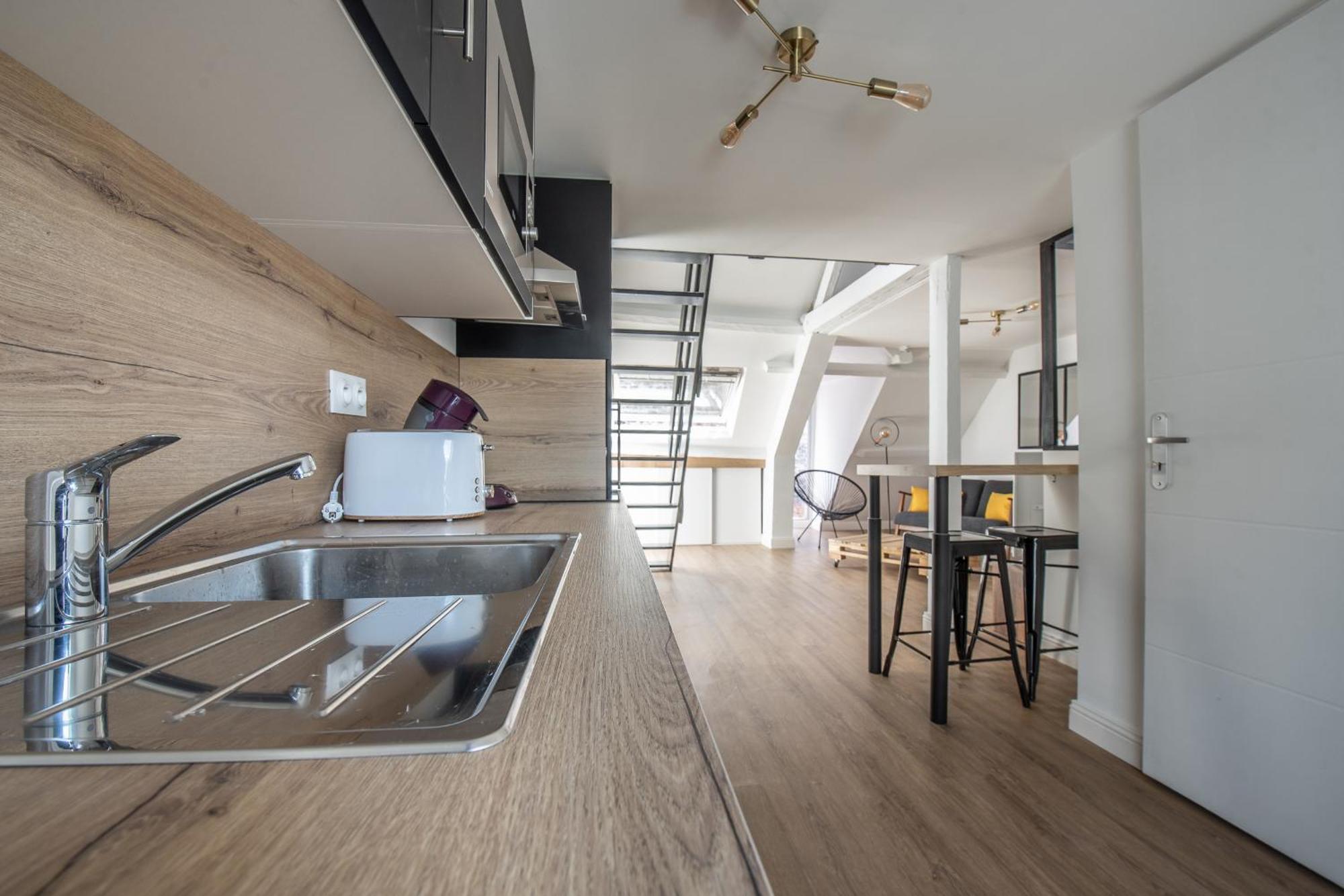 Au Nouveau Boulonnais - 4 Appartements Charmants Pour Couples, Familles Et Groupe D'Amis, Vieille Ville Et Centre Ville De Boulogne Sur Mer Екстер'єр фото
